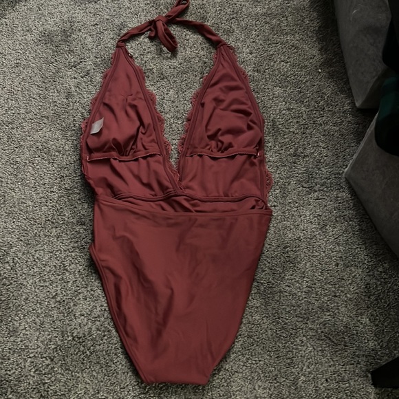 Xhilaration swim suit - Picture 2 of 2